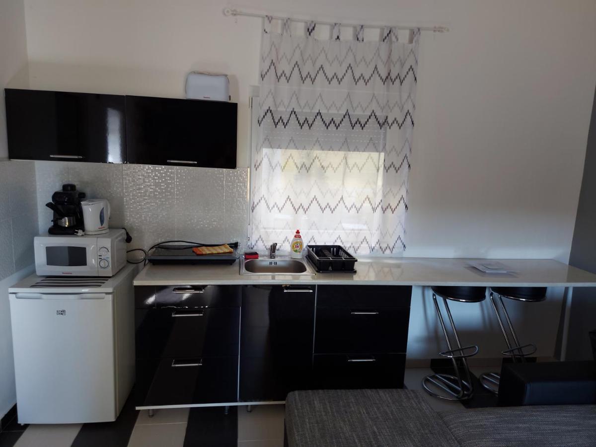 Corner Apartman 5 Siofok Exterior photo